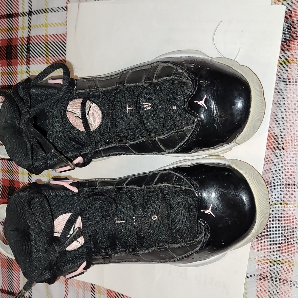 Girl's 2Y Jordans